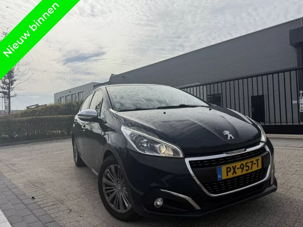 Peugeot 208 (2017) — foto 1