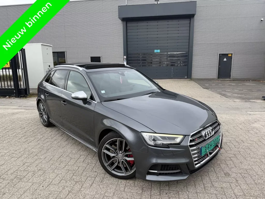 Audi S3 (2018) — foto 1