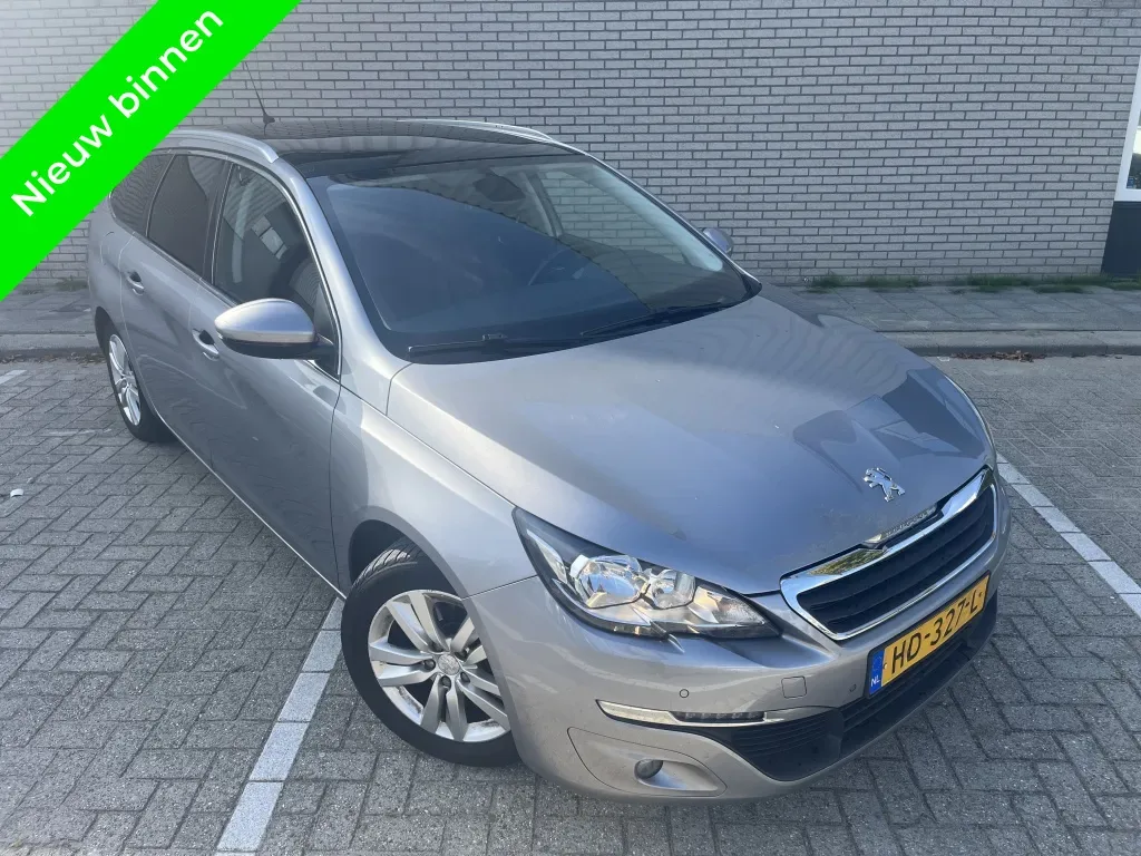 Peugeot 308 (2015) — foto 1
