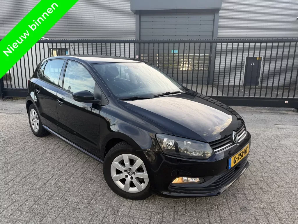 Volkswagen Polo (2014) — foto 1