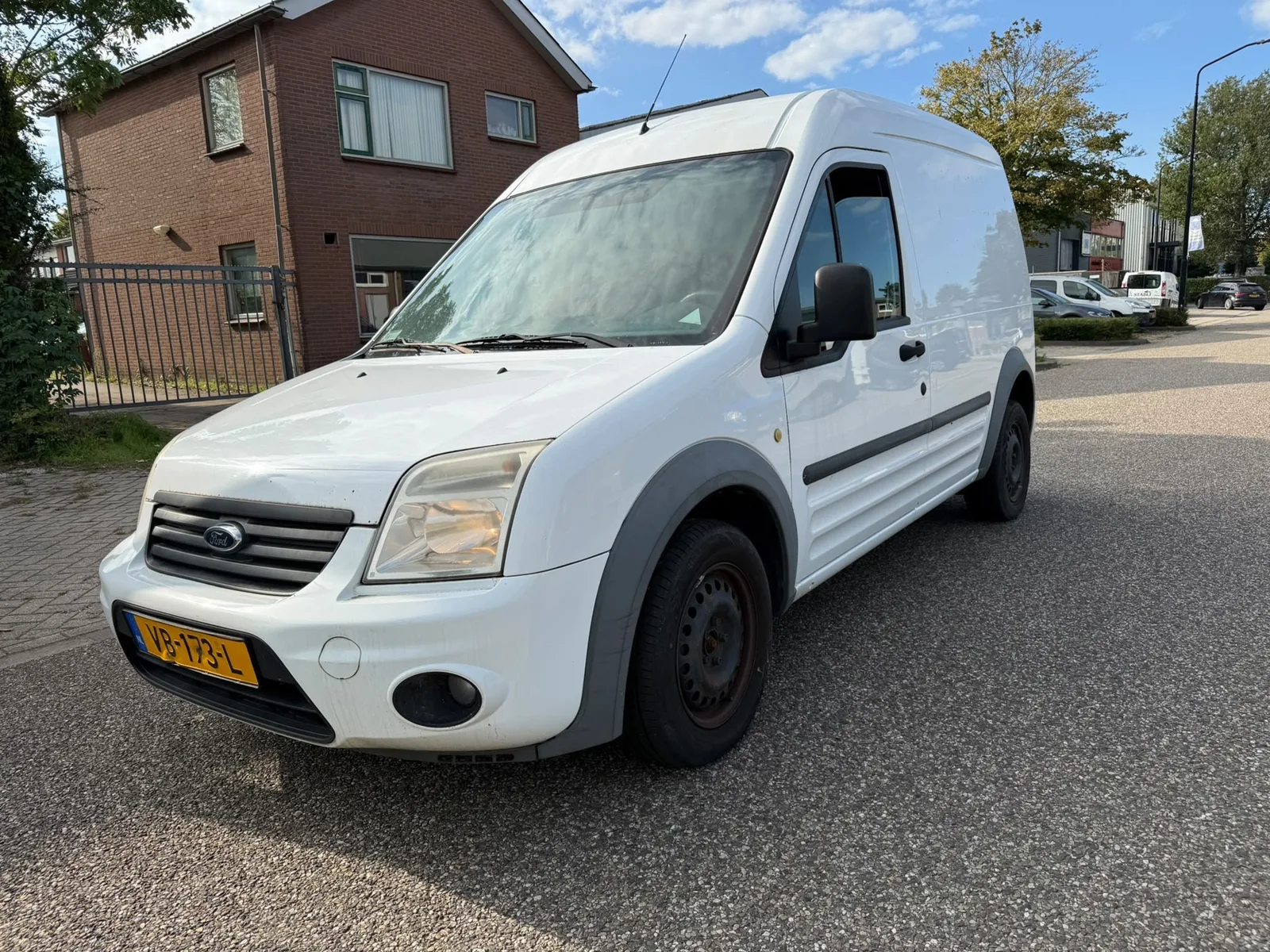 Ford Transit Connect (2013) — foto 1