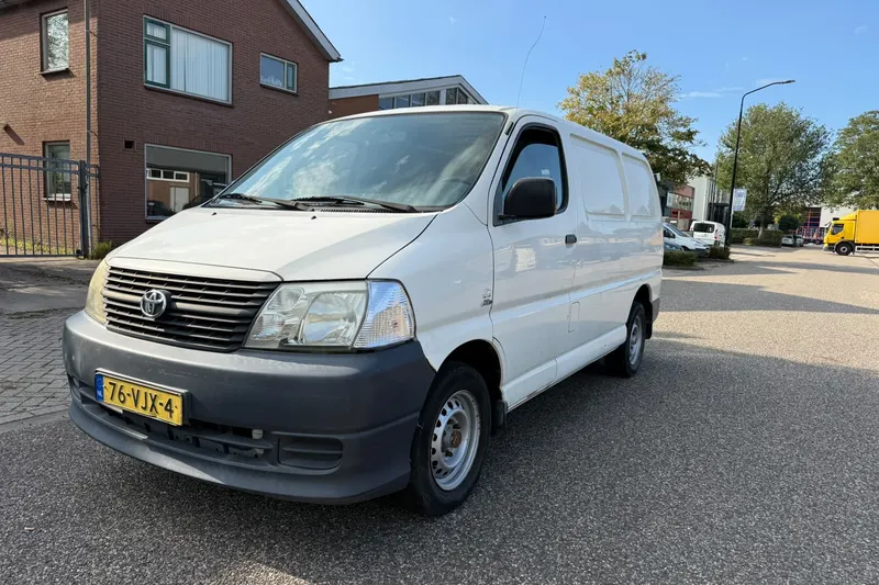 Toyota HiAce (2007)