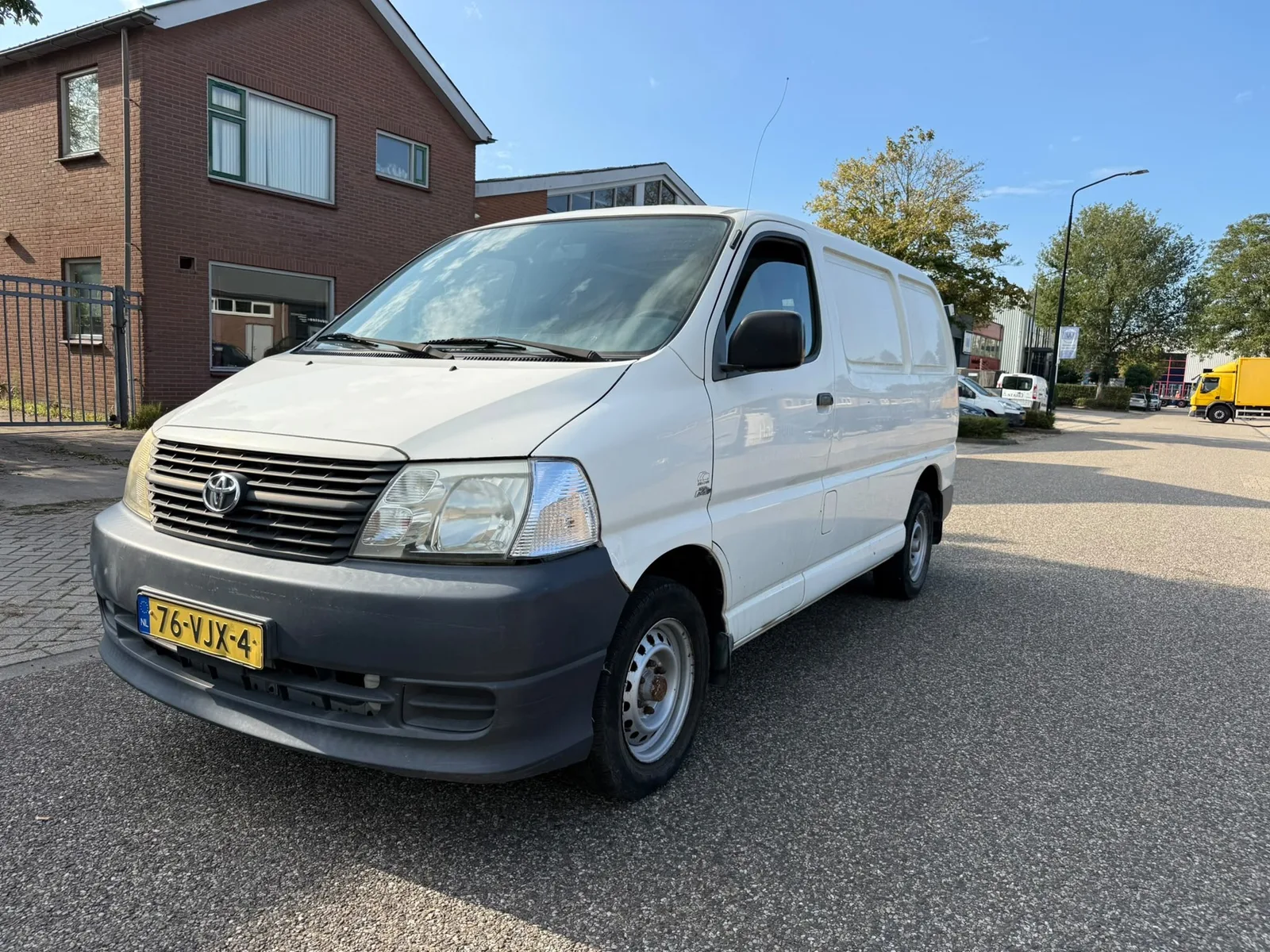 Toyota HiAce (2007) — foto 1