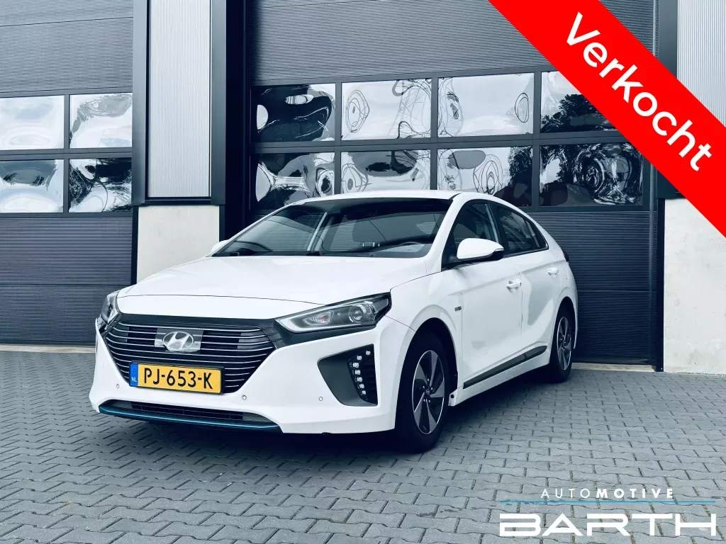 Hyundai Ioniq (2017) — foto 1