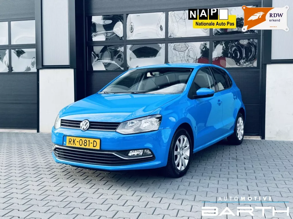 Volkswagen Polo (2015) — foto 1