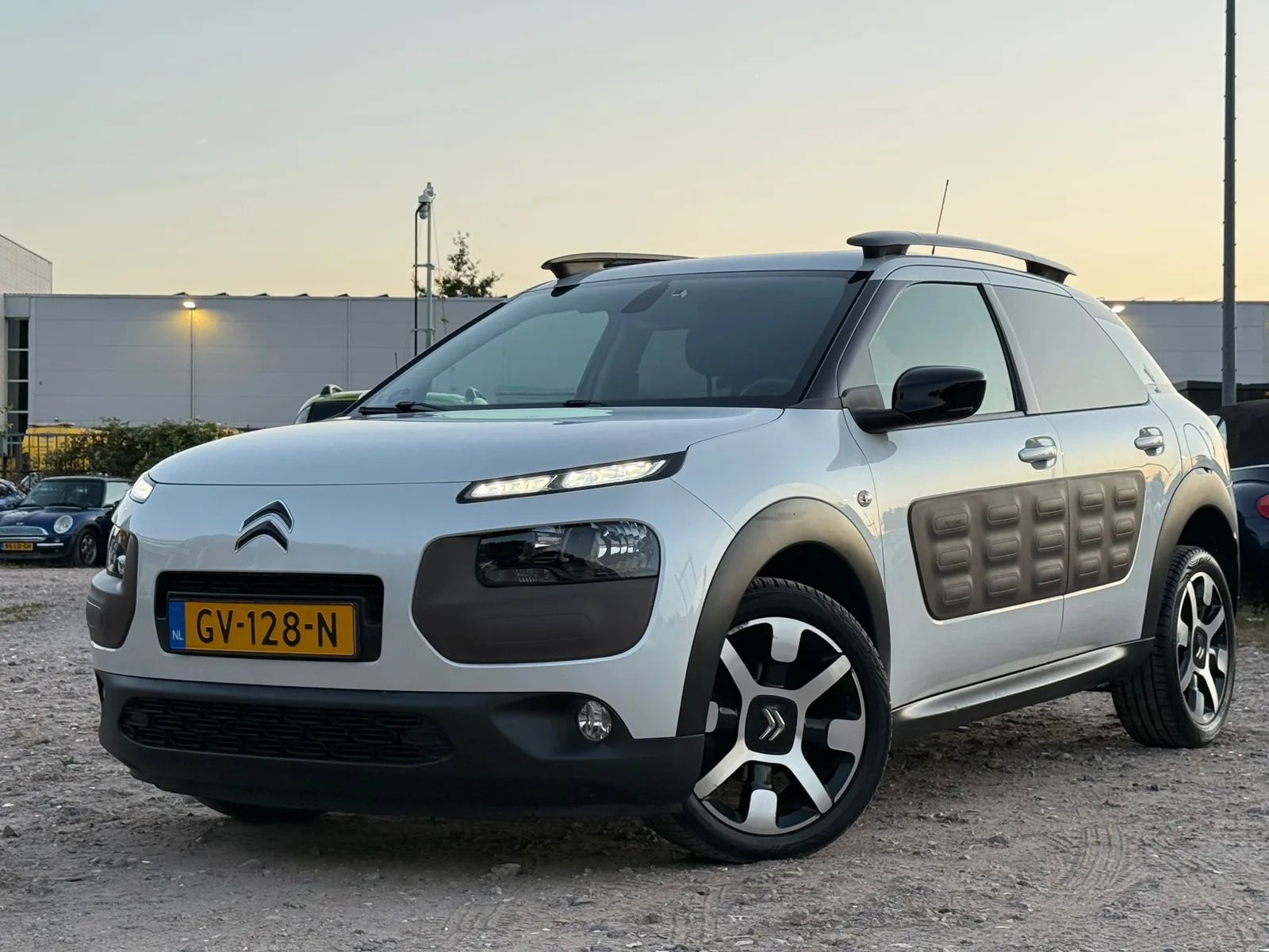 Citroën C4 Cactus (2015) — foto 1