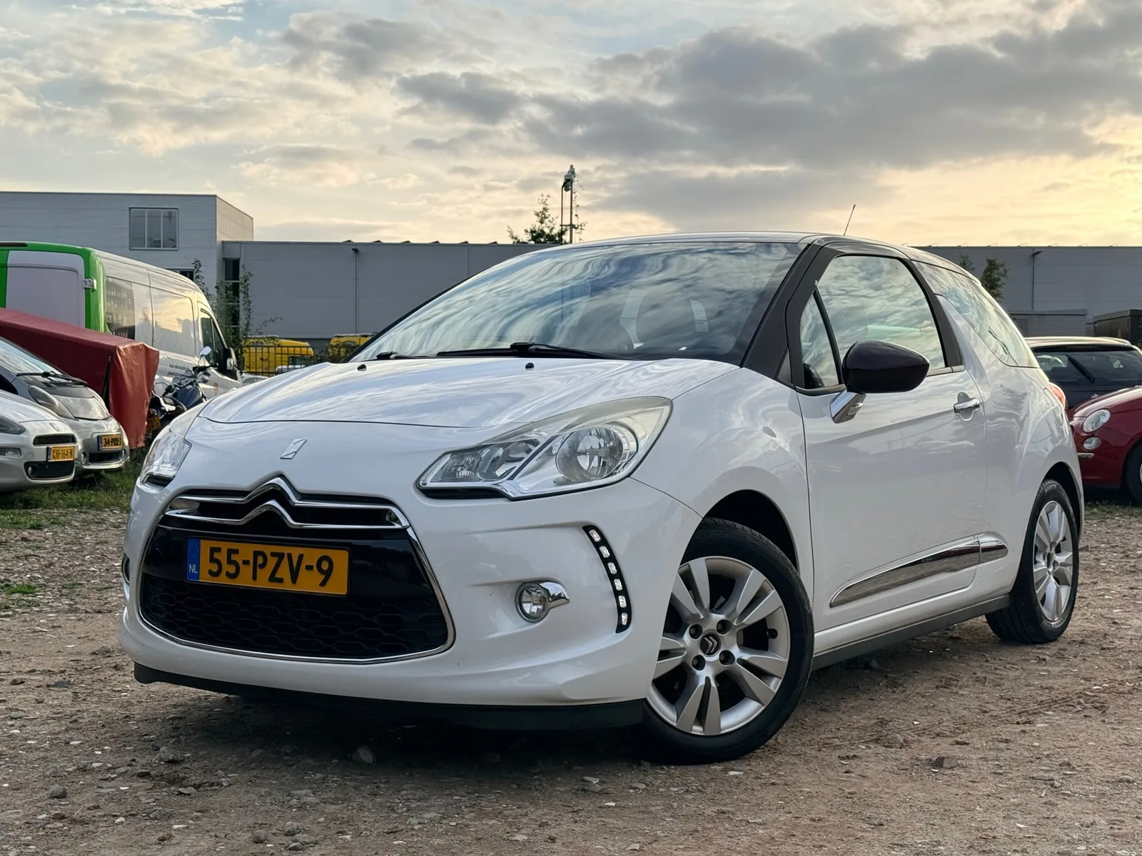 Citroën DS3 (2011) — foto 1