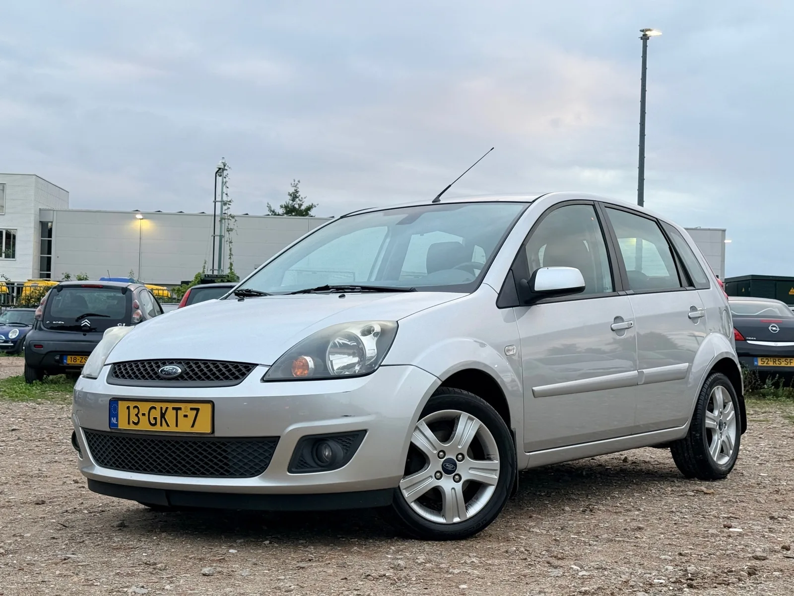 Ford Fiesta (2008) — foto 1