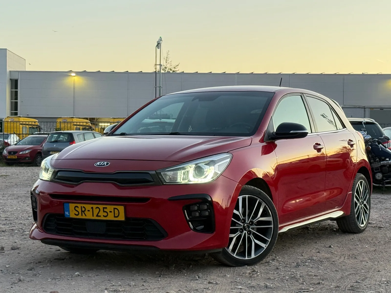 Kia Rio (2018) — foto 1