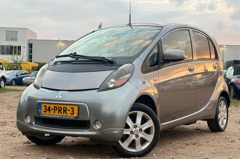 Mitsubishi I-MiEV (2011)