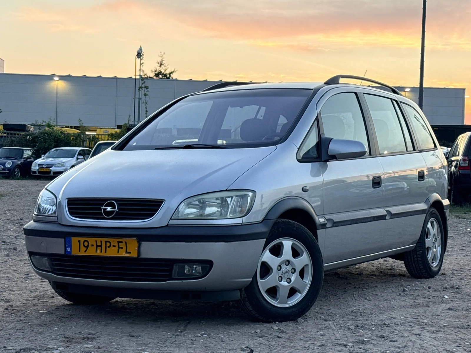 Opel Zafira (2001) — foto 1
