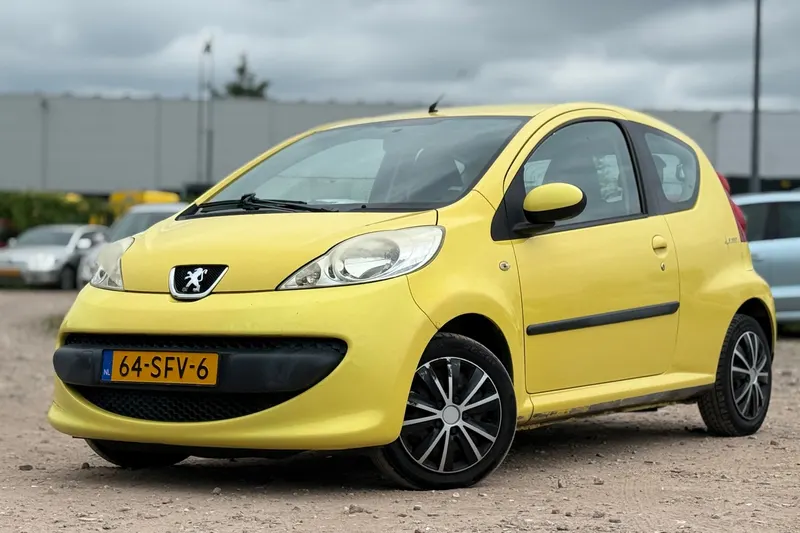 Peugeot 107 (2006)