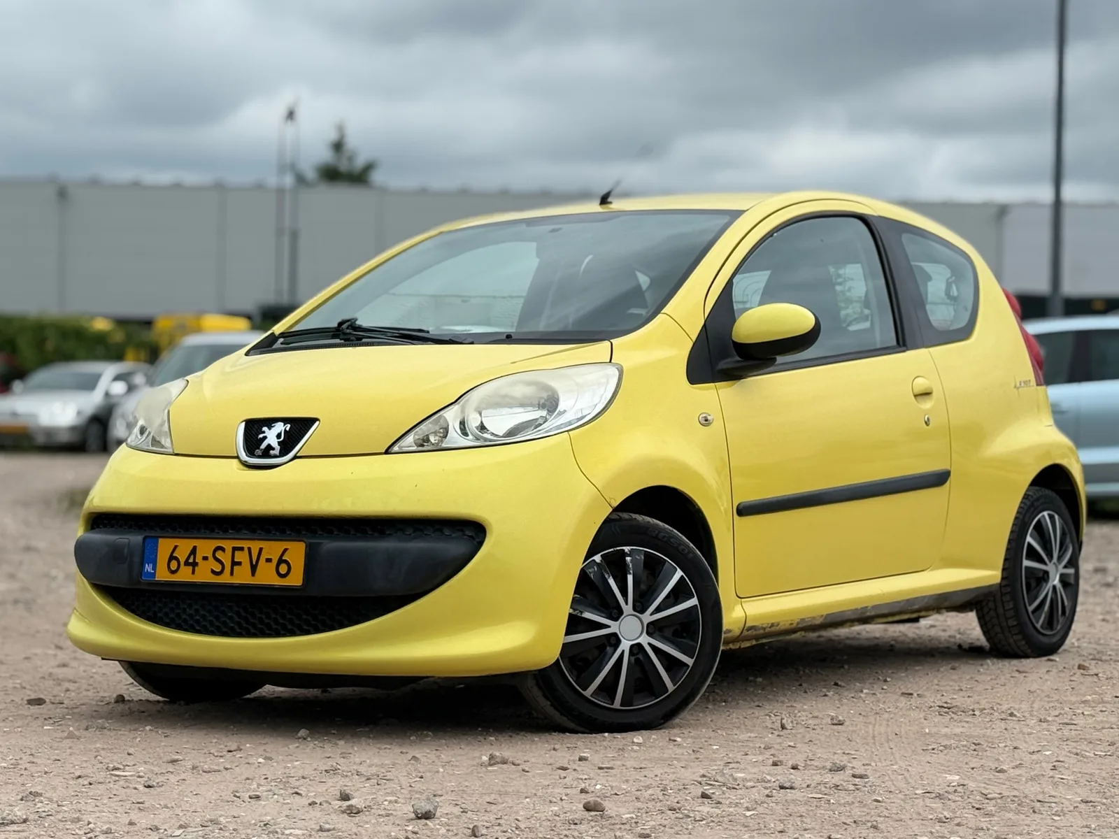 Peugeot 107 (2006) — foto 1