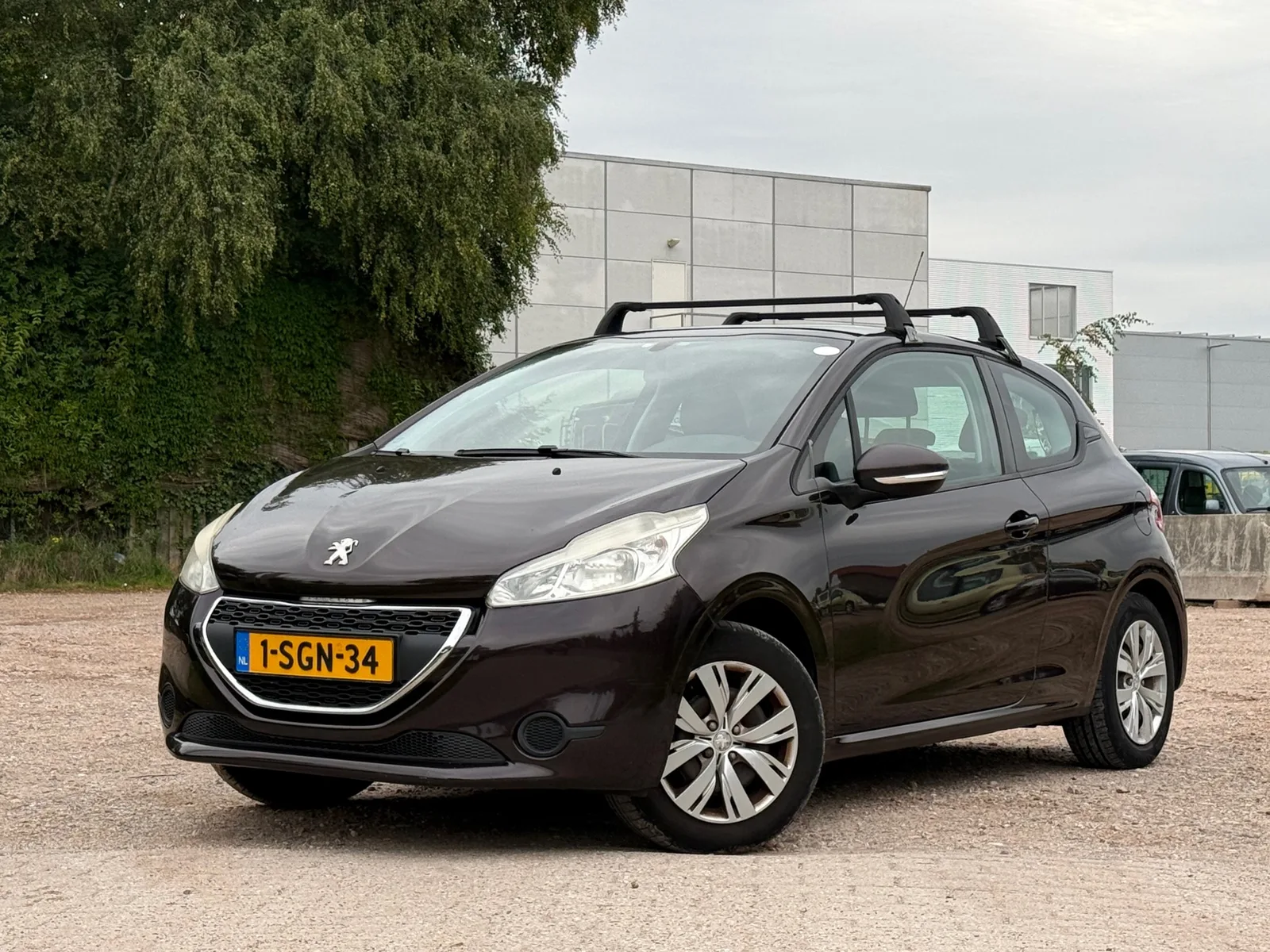 Peugeot 208 (2012) — foto 1