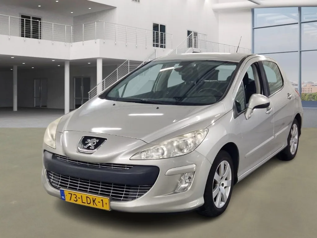 Peugeot 308 (2009) — foto 1