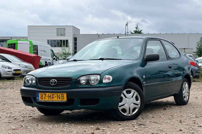 Toyota Corolla (2001)