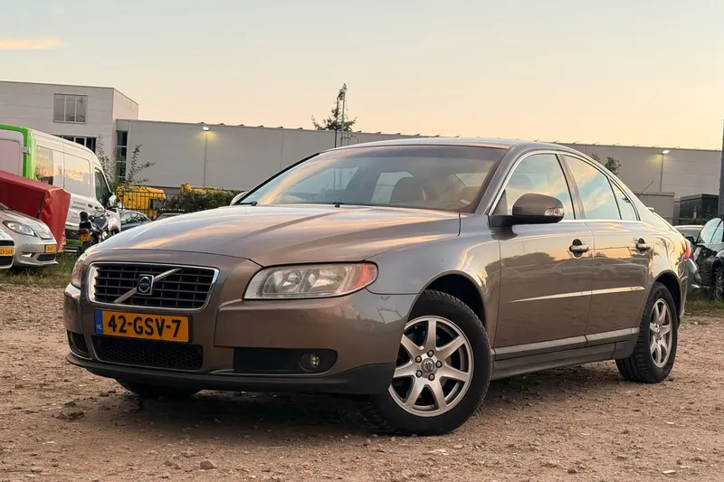 Volvo S80 (2008)