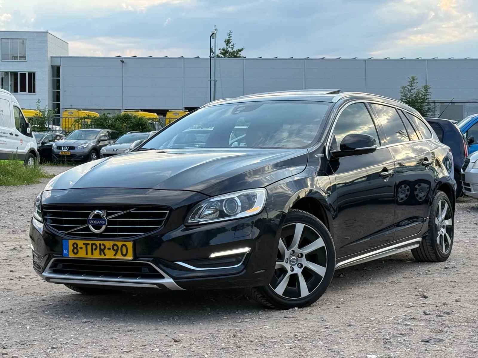 Volvo V60 (2014) — foto 1