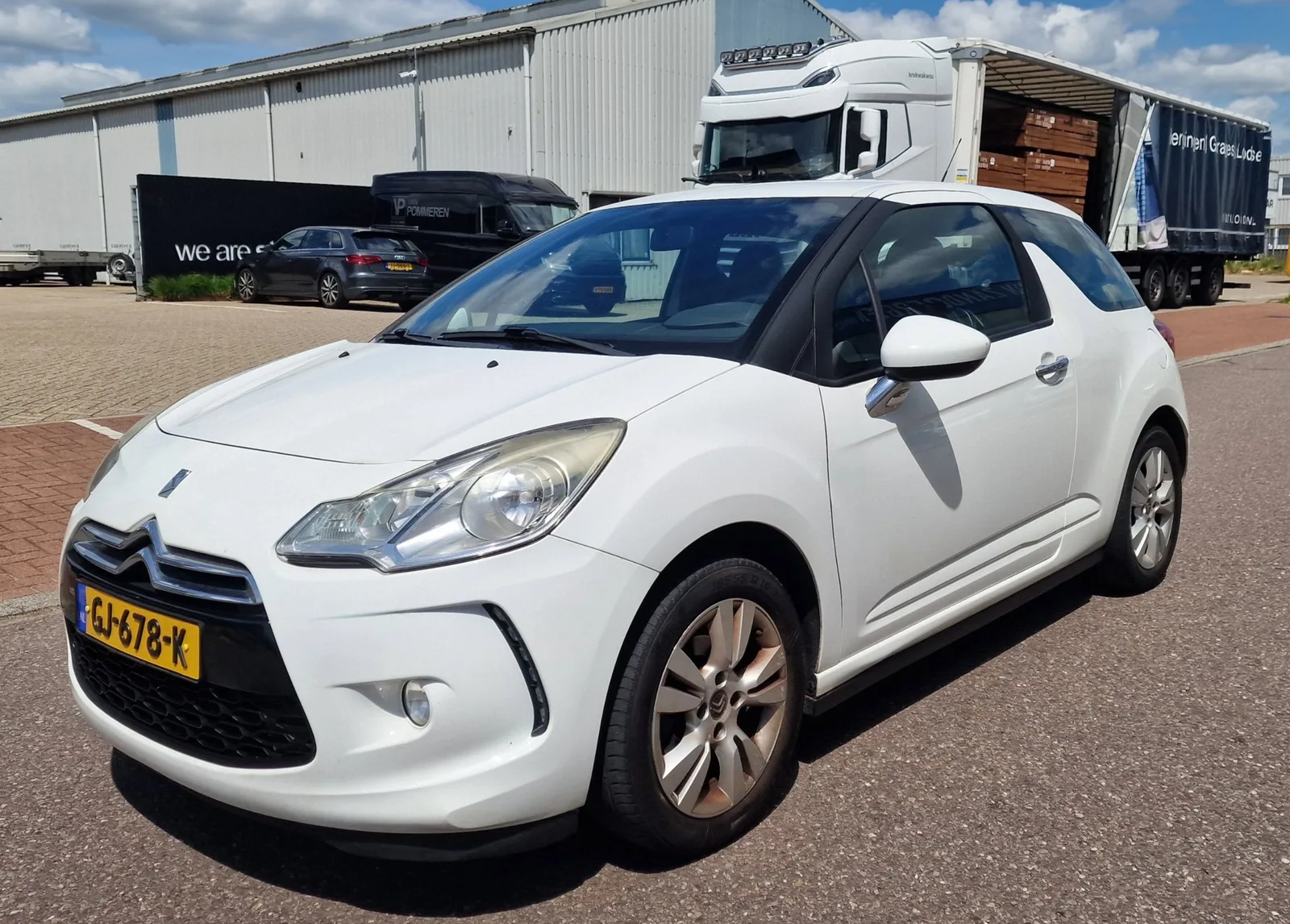 Citroën DS3 (2011) — foto 1