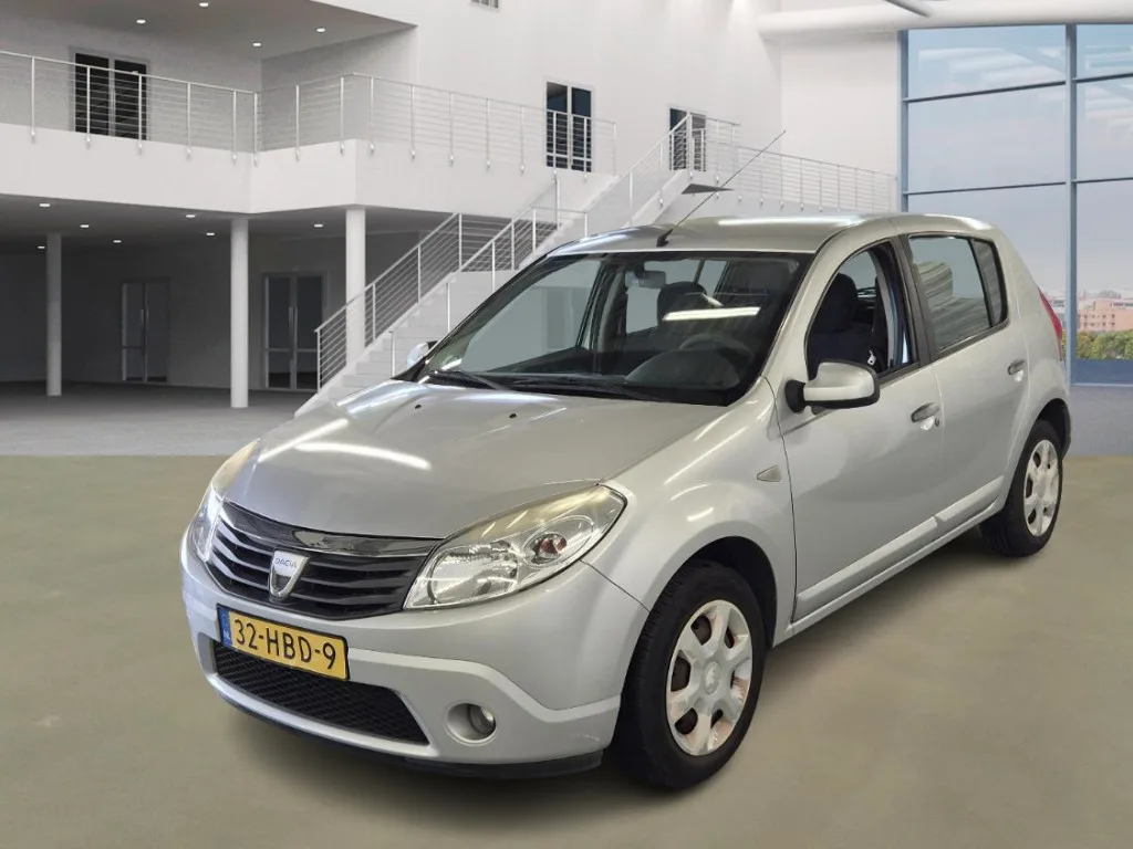 Dacia Sandero (2008) — foto 1