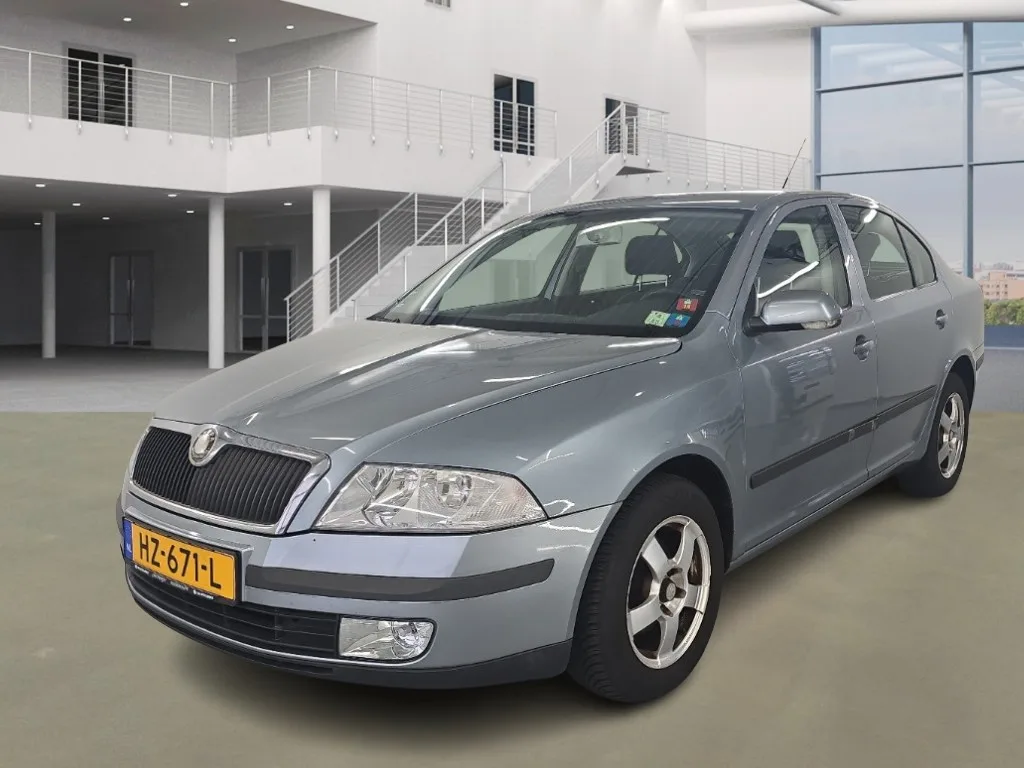 Škoda Octavia (2004) — foto 1