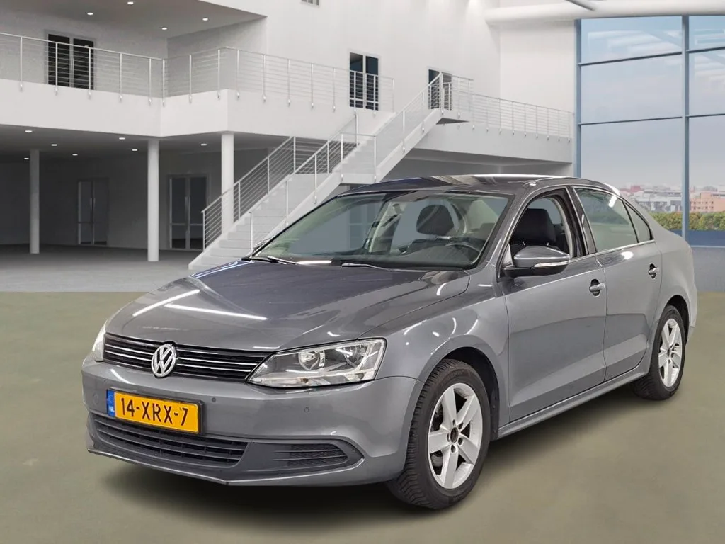 Volkswagen Jetta (2011) — foto 1