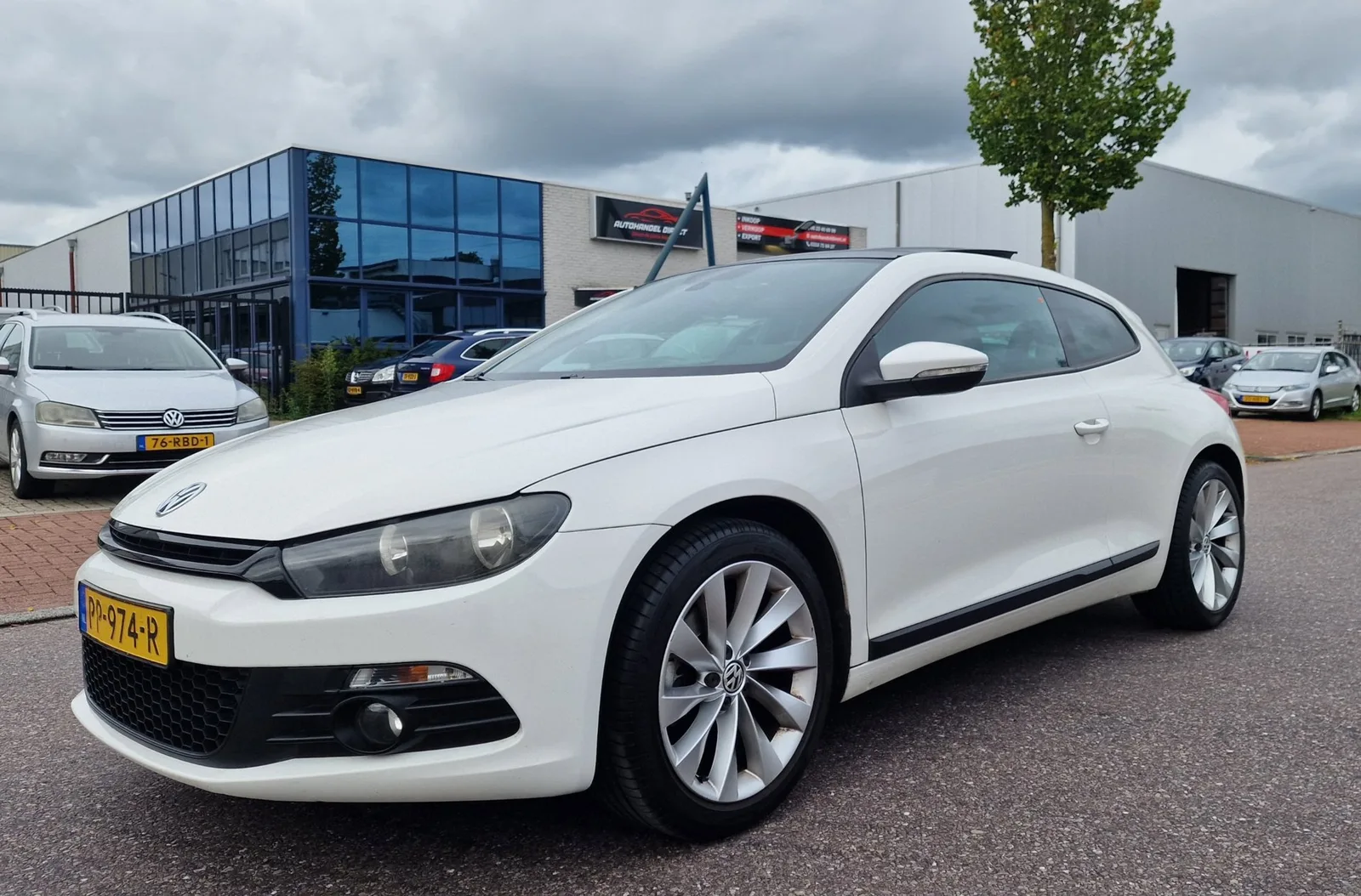 Volkswagen Scirocco (2009) — foto 1