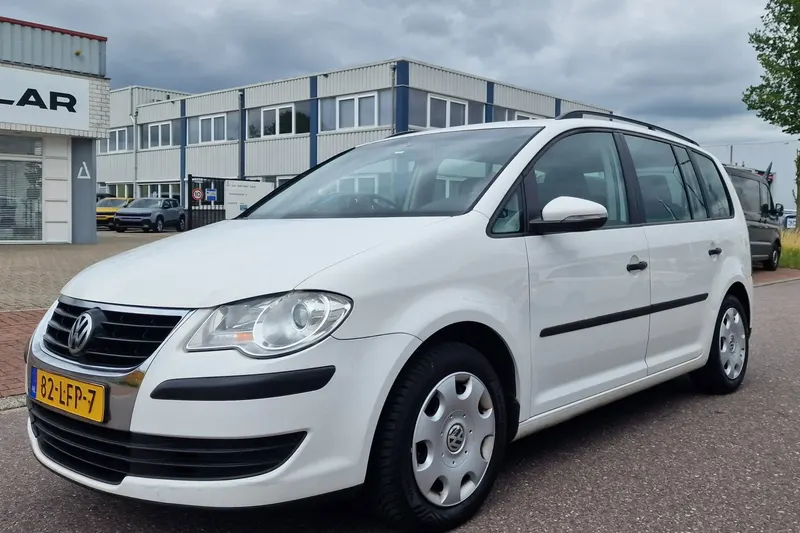 Volkswagen Touran (2010)