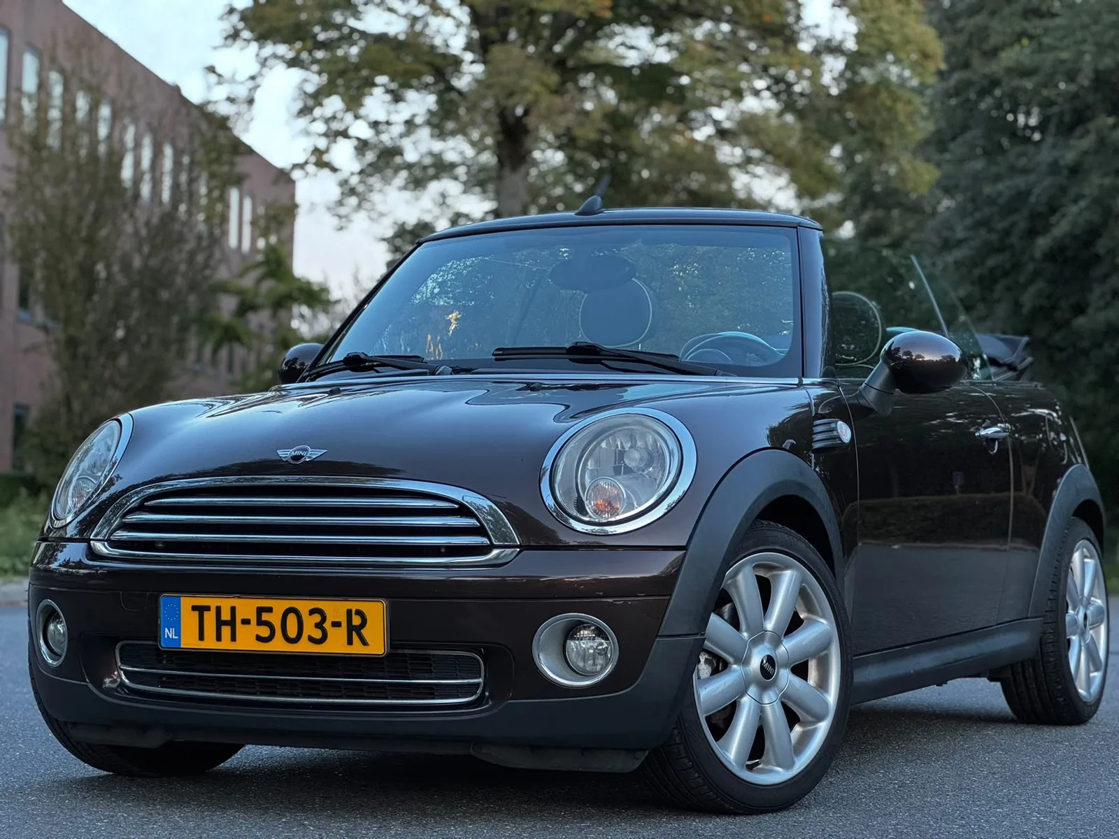 MINI Cabrio (2009) — foto 1