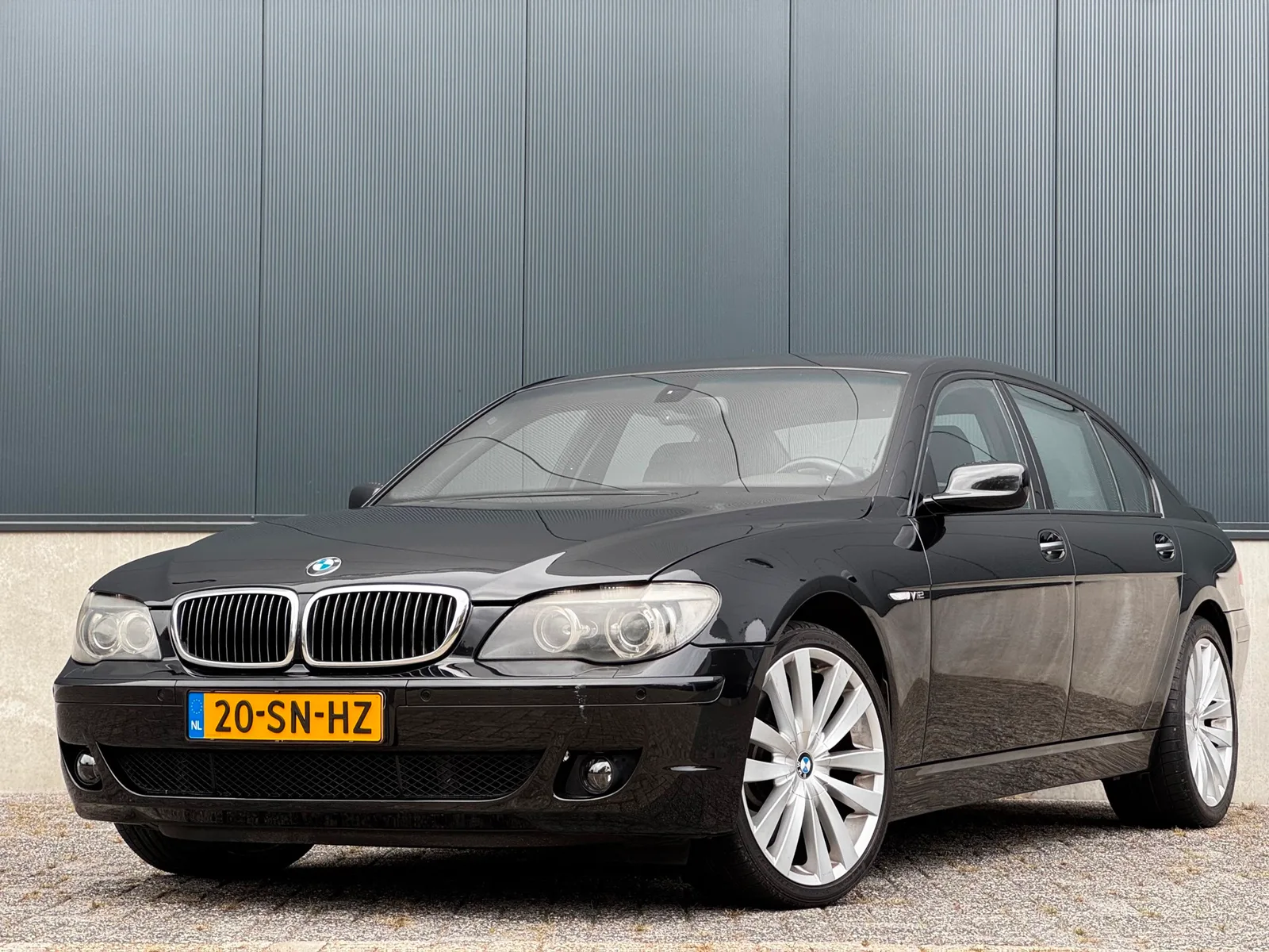 BMW 7-Serie (2006) — foto 1