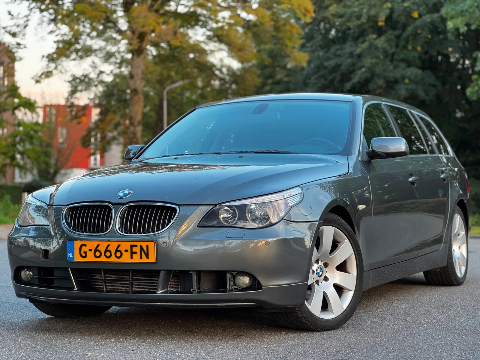 BMW 5-Serie (2005) — foto 1