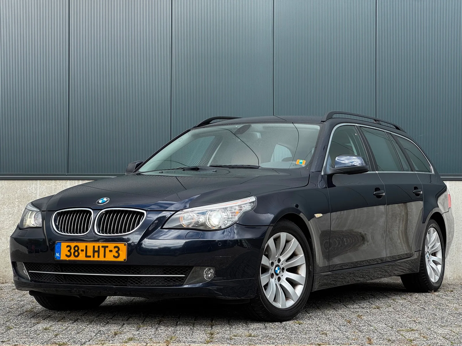 BMW 5-Serie (2010) — foto 1