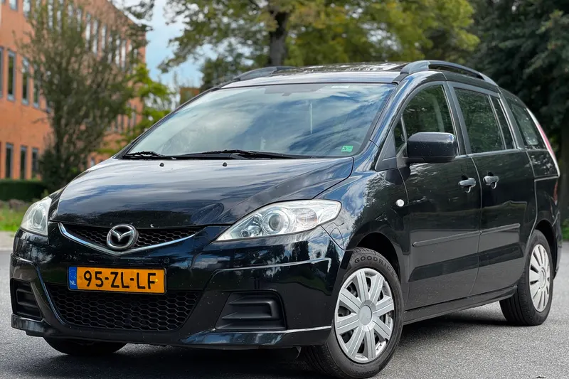 Mazda 5 (2008)