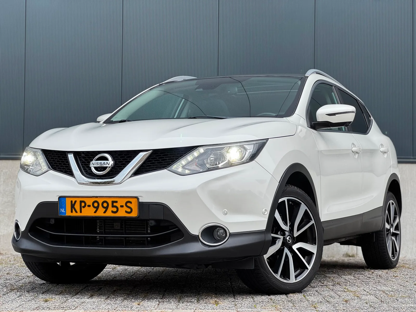 Nissan Qashqai (2016) — foto 1
