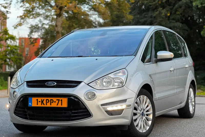Ford S-Max (2013)
