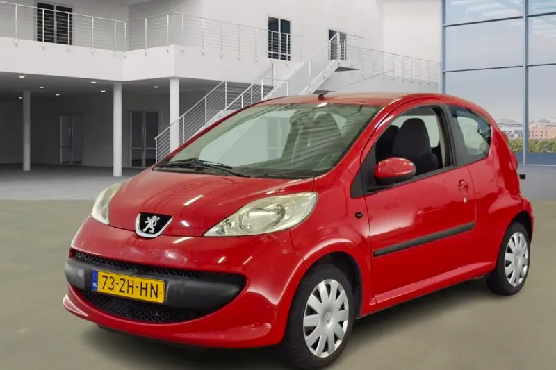 Peugeot 107 (2008)