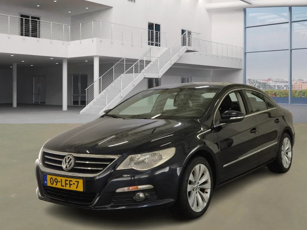 Volkswagen Passat (2010) — foto 1