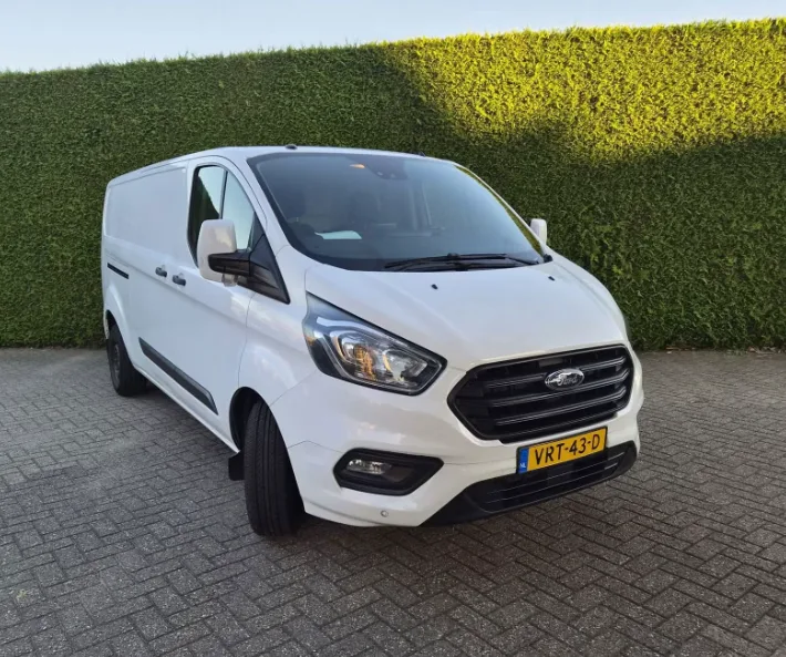 Ford Transit Custom (2018) — foto 1