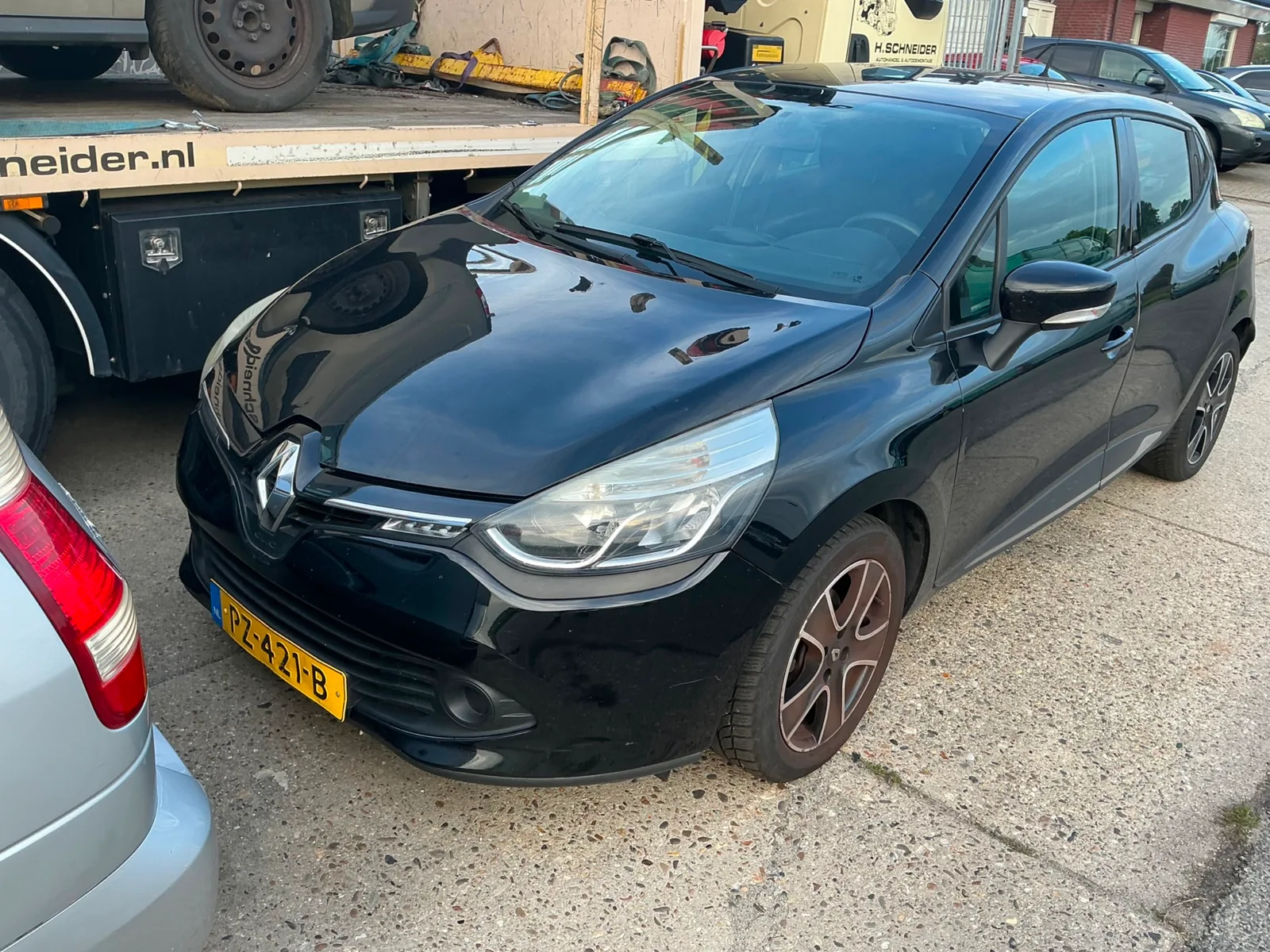 Renault Clio (2016) — foto 1