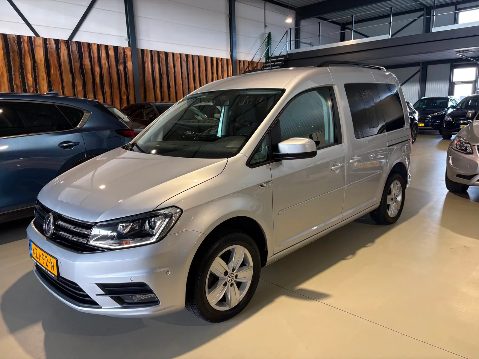 Volkswagen Caddy (2019) — foto 1