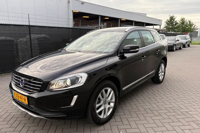 Volvo XC60 (2016)