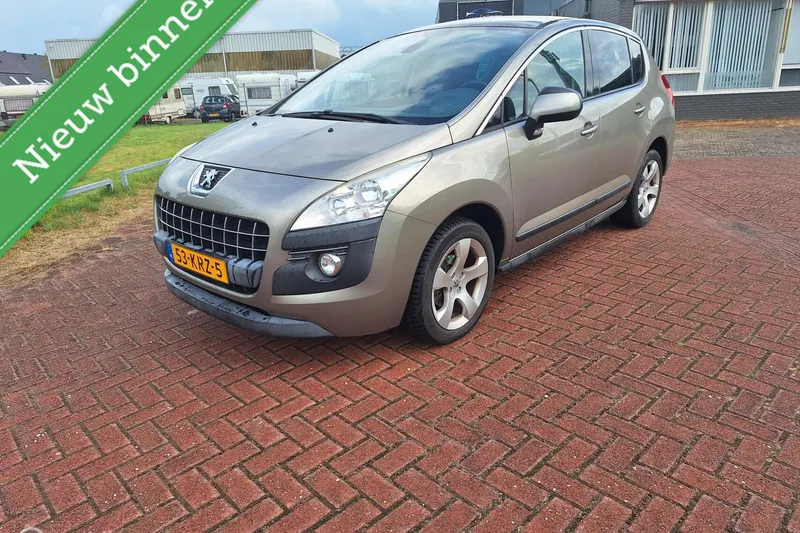 Peugeot 3008 (2010)
