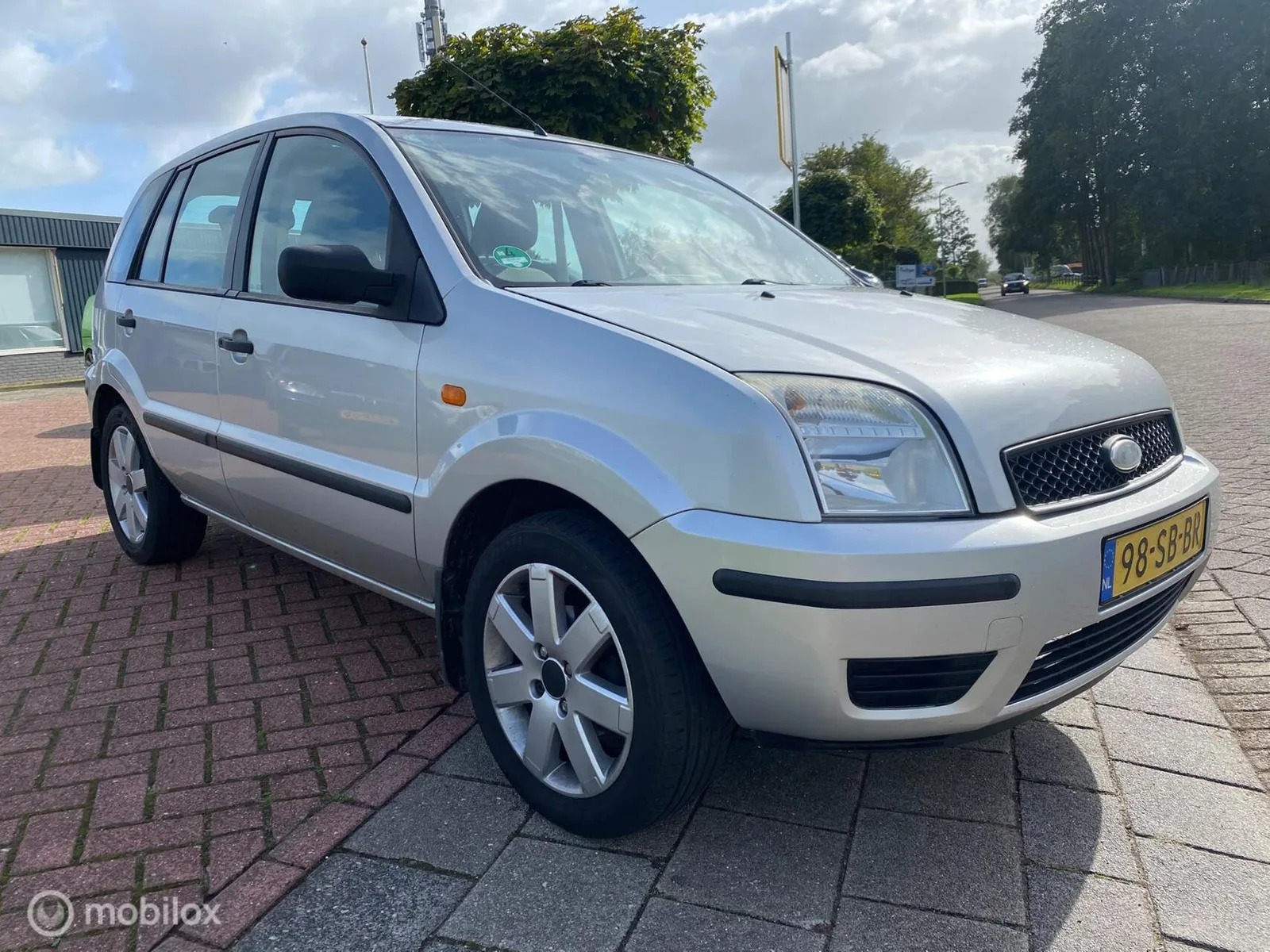 Ford Fusion (2005) — foto 1