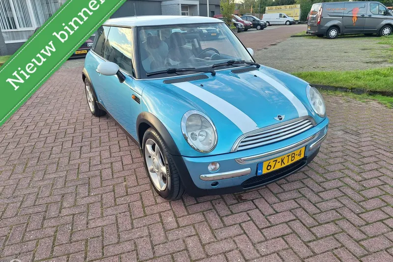 MINI One (2005)