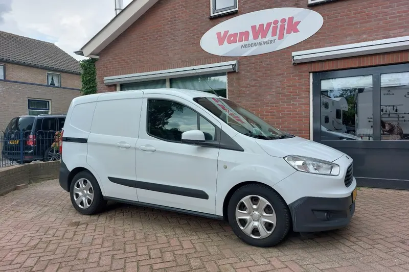 Ford Transit (2017)