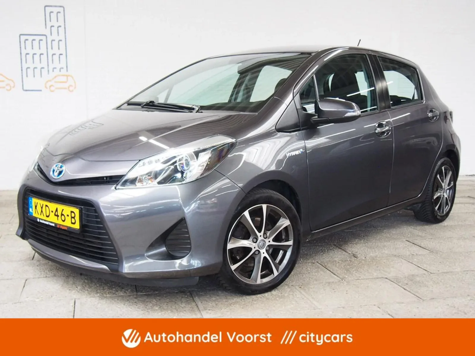 Toyota Yaris (2013) — foto 1