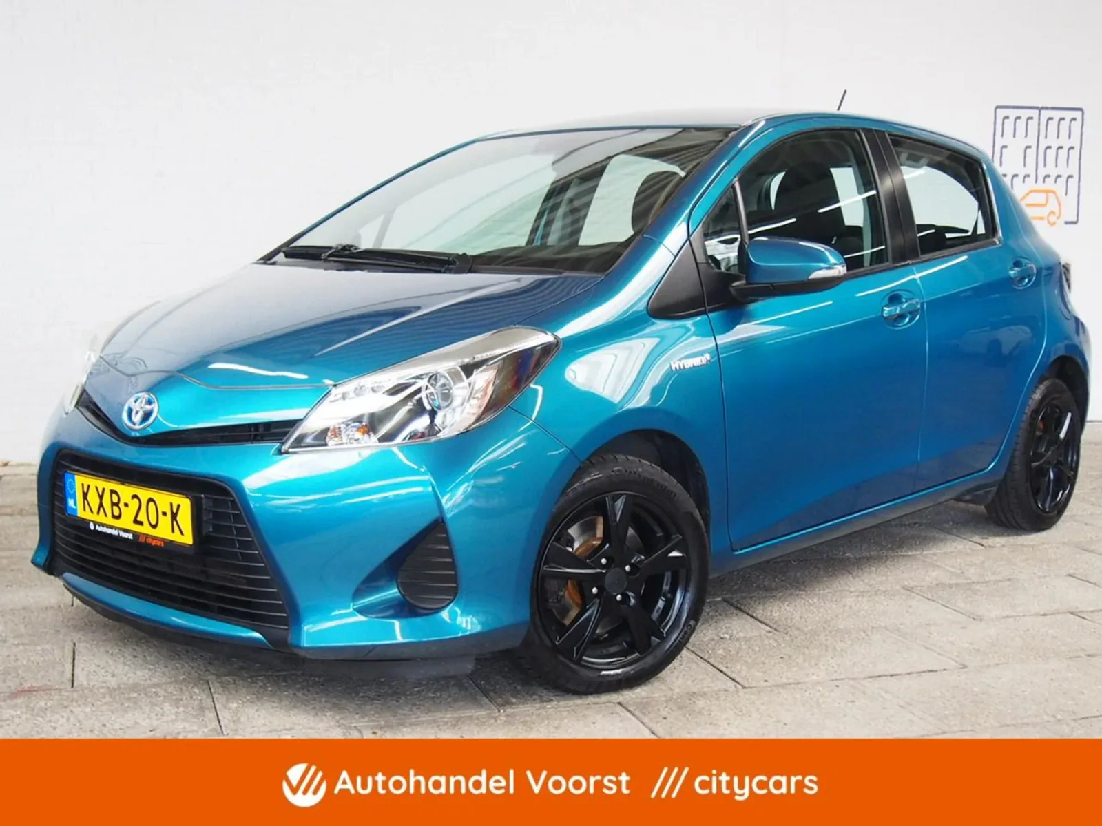 Toyota Yaris (2013) — foto 1
