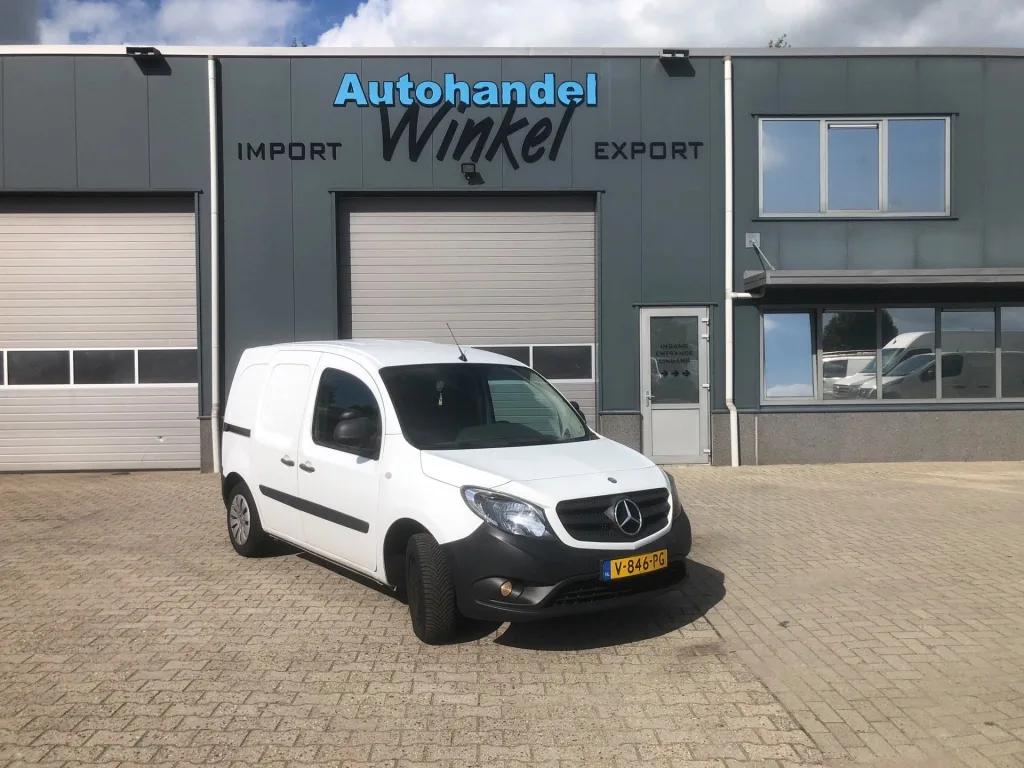 Mercedes-Benz Citan (2018) — foto 1