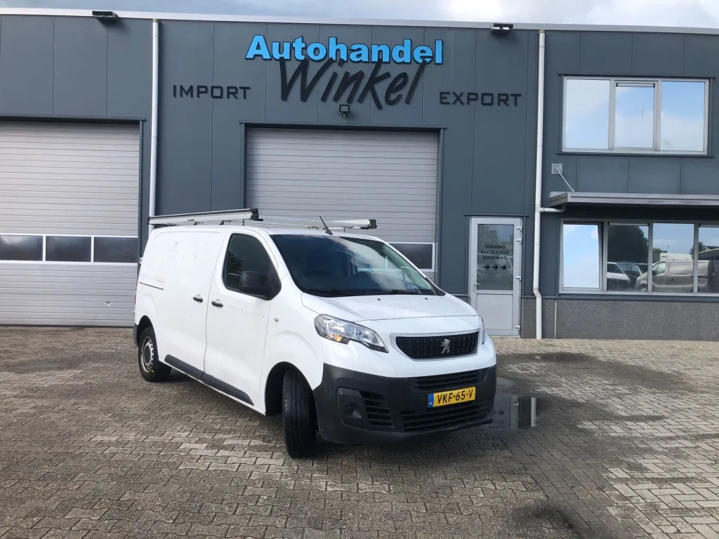 Peugeot Expert (2021) — foto 1