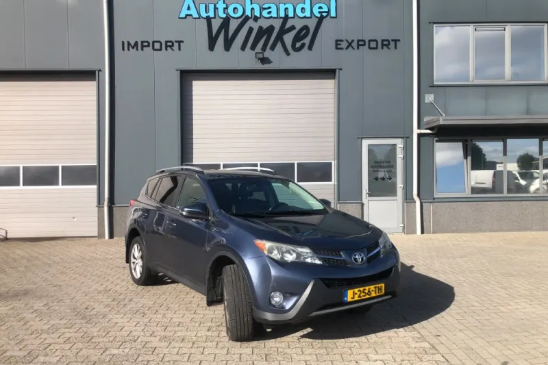 Toyota RAV4 (2014)
